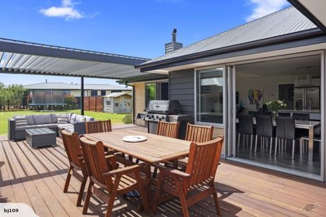 Photo of property in 32 Royston Common, West Melton, 7618