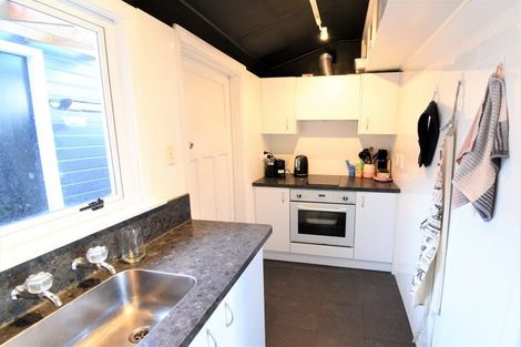 Photo of property in 16 Titan Street, North Dunedin, Dunedin, 9016