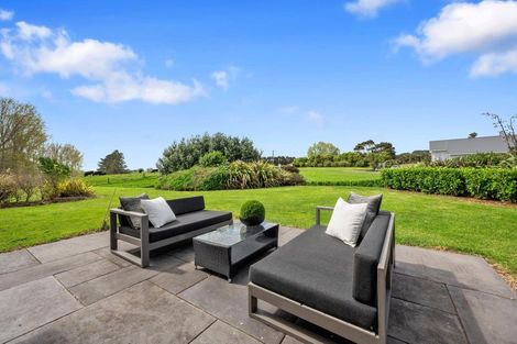 Photo of property in 1777 State Highway 16, Helensville, 0875