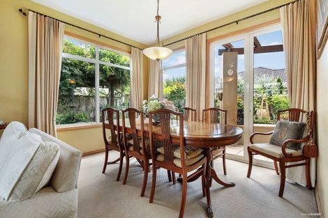 Photo of property in 4 Fairfield Lane, East Tamaki Heights, Auckland, 2016