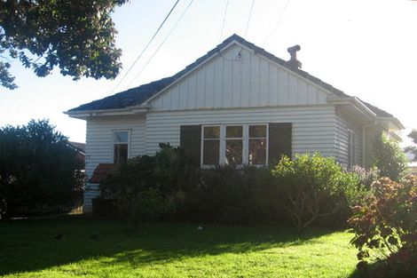 Photo of property in 1/75 Trafalgar Street, Waterloo, Lower Hutt, 5011