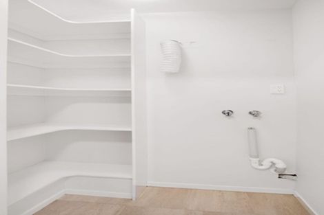 Photo of property in 1/16 Green Lane East, Remuera, Auckland, 1050