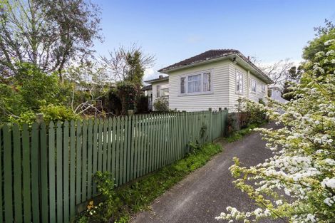 Photo of property in 7 Admiral Beatty Avenue, Mount Roskill, Auckland, 1041