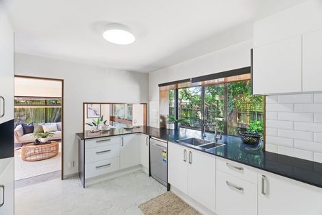 Photo of property in 27 Rubens Place, Burnside, Christchurch, 8053