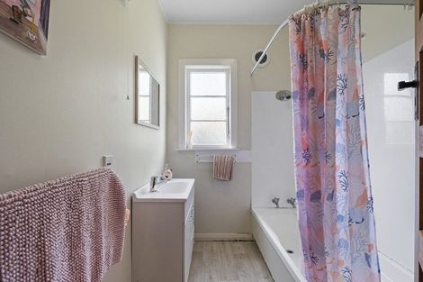 Photo of property in 14 Joseph Street, West End, Palmerston North, 4412