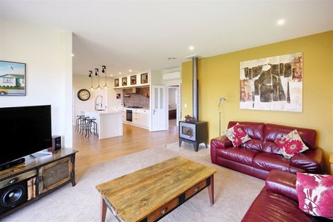 Photo of property in 1/1 Loe Place, Amberley, 7410