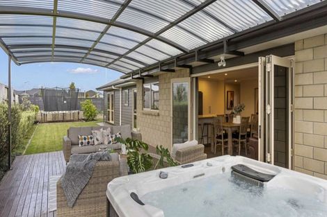 Photo of property in 333 Lakes Boulevard, Pyes Pa, Tauranga, 3112