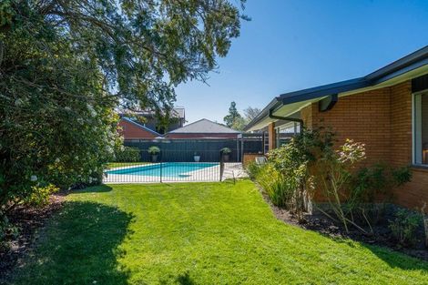 Photo of property in 6 Rutherglen Avenue, Ilam, Christchurch, 8041