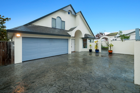 Photo of property in 2/94 Pretoria Street, Hutt Central, Lower Hutt, 5010