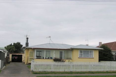 Photo of property in 4 Harbour Street, Foxton, 4814