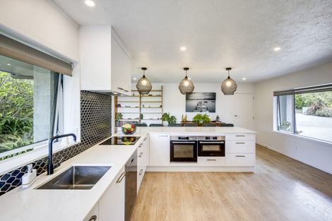 Photo of property in 51 Churchill Drive, Taradale, Napier, 4112