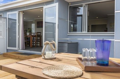 Photo of property in 17 Tainui Street, Welbourn, New Plymouth, 4312