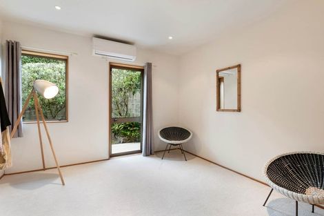 Photo of property in 2/60 Aberdeen Road, Campbells Bay, Auckland, 0620