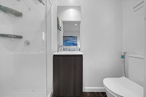 Photo of property in 4029 Great North Road, Glen Eden, Auckland, 0602