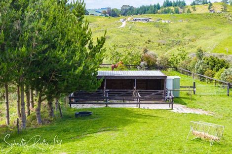 Photo of property in 227 Porter Road, Paparoa, 0571