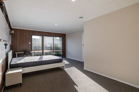 Photo of property in 9 Birmingham Street, Takaro, Palmerston North, 4412