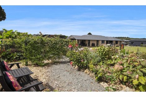 Photo of property in 21 Capstone Place, Te Kamo, Kamo, 0185