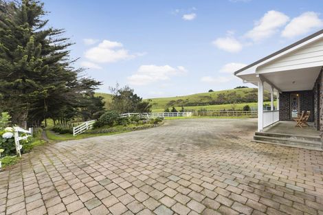 Photo of property in 41 Lincolnshire Road, Horokiwi, Wellington, 5016