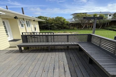 Photo of property in 16 Otira Grove, Kelson, Lower Hutt, 5010