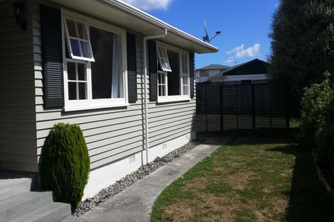 Photo of property in 3 Dakota Grove, Totara Park, Upper Hutt, 5018