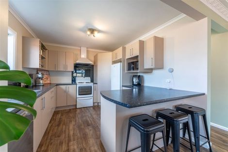 Photo of property in 12 Stuart Street, Holmes Hill, Oamaru, 9401