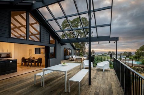 Photo of property in 115 Te Mata Peak Road, Havelock North, 4130