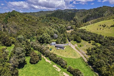 Photo of property in 241a Hailes Road, Whananaki, 0181