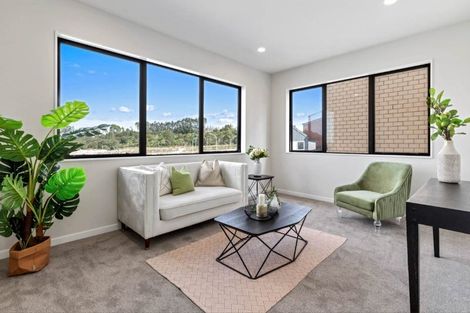 Photo of property in 47 Sunnyheights Road, Orewa, 0931