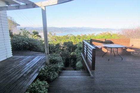 Photo of property in 49 London Road, Korokoro, Lower Hutt, 5012
