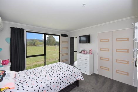 Photo of property in 347 Riccarton Road West, Mosgiel, 9092