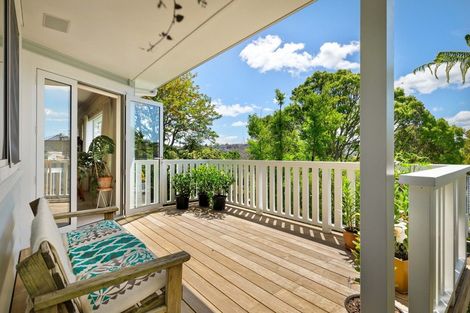 Photo of property in 1 Manuwai Road, Torbay, Auckland, 0630