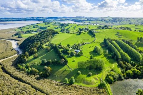 Photo of property in 39b Petley Road, Paparoa, 0571