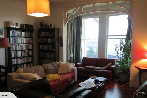 Photo of property in 8 Davis Street, Thorndon, Wellington, 6011