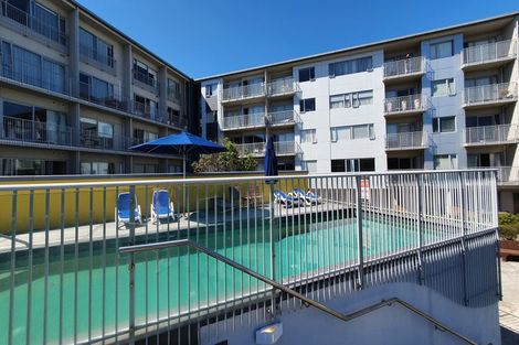 Photo of property in Shoal Haven Apartments, 112a/130 Anzac Street, Takapuna, Auckland, 0622