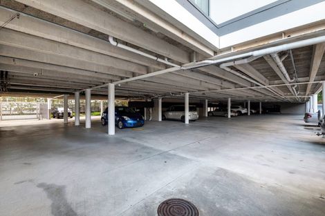 Photo of property in Norfolk Apartments, 305/19 Bute Road, Browns Bay, Auckland, 0630