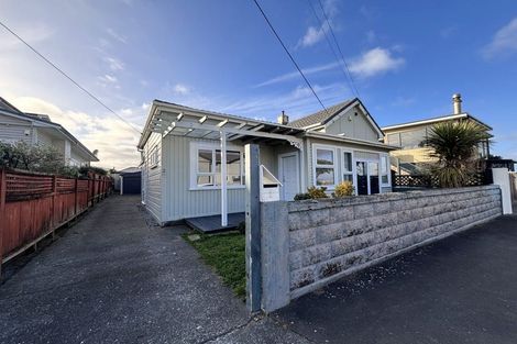 Photo of property in 2 Tory Street, Petone, Lower Hutt, 5012