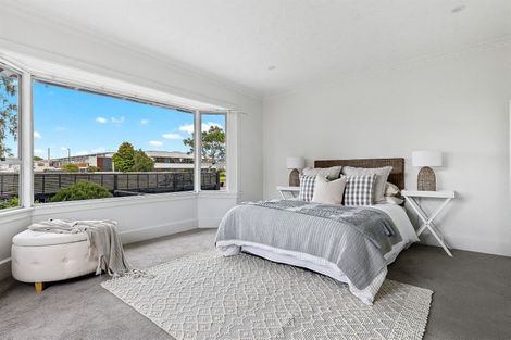 Photo of property in 1/170 Main North Road, Redwood, Christchurch, 8051