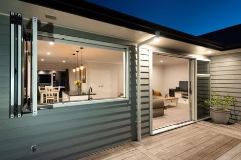 Photo of property in 4 Cassinia Close, Papamoa Beach, Papamoa, 3118