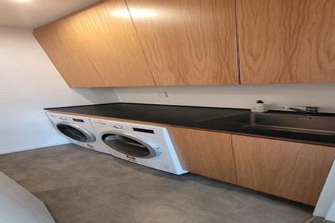 Photo of property in 287 Karaka Bay Road, Karaka Bays, Wellington, 6022