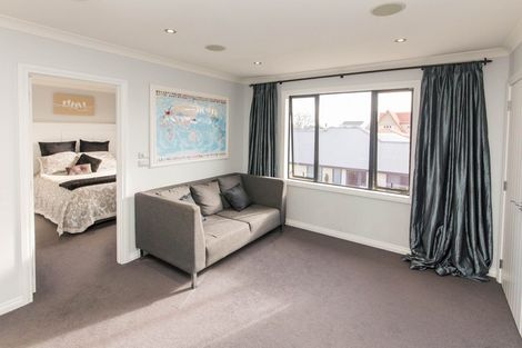 Photo of property in 5a Goddard Lane, Havelock North, 4130