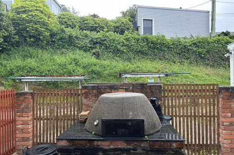 Photo of property in 36 The Parade, Island Bay, Wellington, 6023