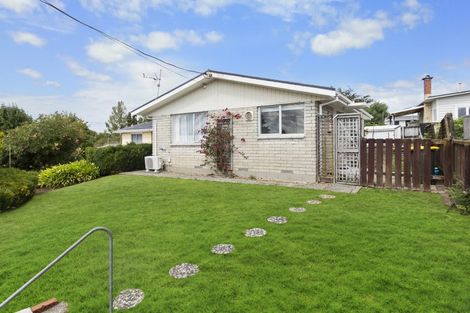 Photo of property in 73 Tuhikaramea Road, Dinsdale, Hamilton, 3204