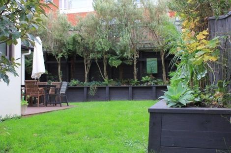 Photo of property in 12 Whitu Street, Khandallah, Wellington, 6035