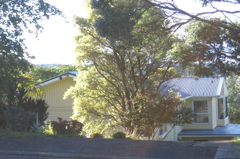 Photo of property in 71 Knights Road, Rothesay Bay, Auckland, 0630
