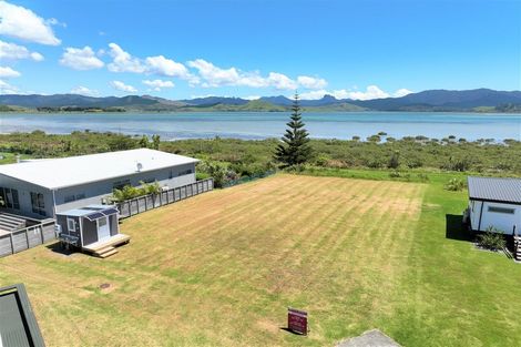 Photo of property in 137 Kelly Jade Avenue, Matarangi, Whitianga, 3592