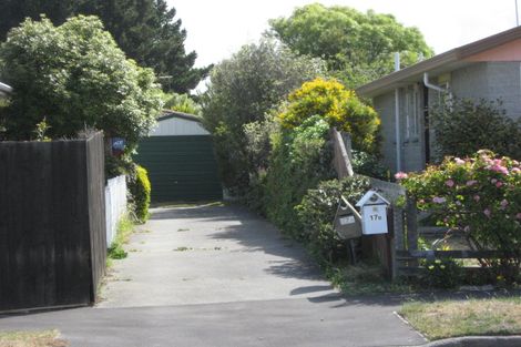 Photo of property in 1/17 Tamarisk Place, Parklands, Christchurch, 8083