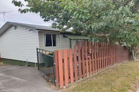 Photo of property in 21a Omapere Street, Whitby, Porirua, 5024