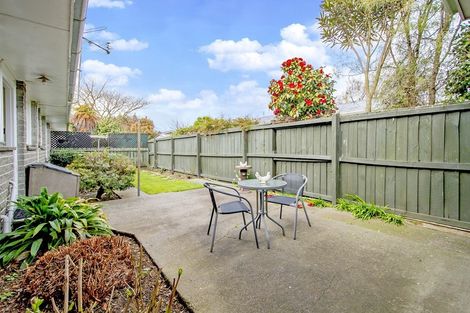 Photo of property in 2/7 Curletts Road, Sockburn, Christchurch, 8042