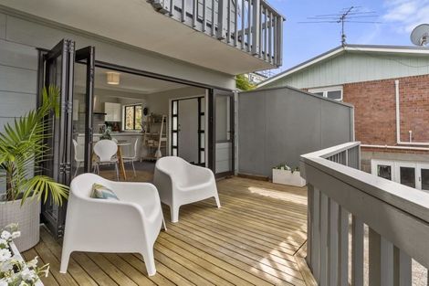 Photo of property in 3/24 Hastings Road, Mairangi Bay, Auckland, 0630