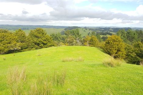 Photo of property in 504b Wairere Road, Maungaturoto, 0571